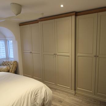 Bespoke fitted bedroom installed by Fine Finish Furniture - Nottingham, Derbyshire and Leicestershire