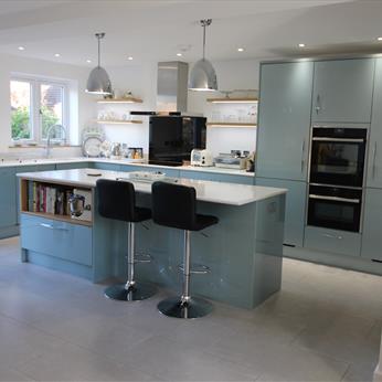 Bespoke, acrylic kitchen installed by Fine Finish Furniture - Nottingham, Derbyshire and Leicestershire