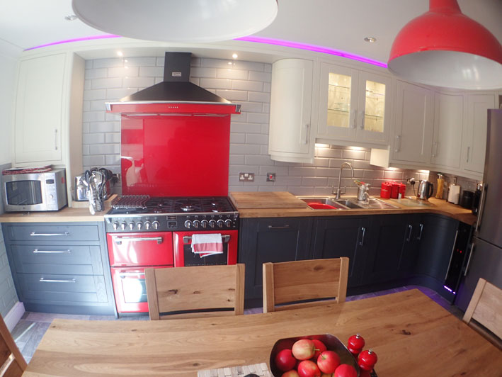 What is a Shaker Kitchen? (Section 2)