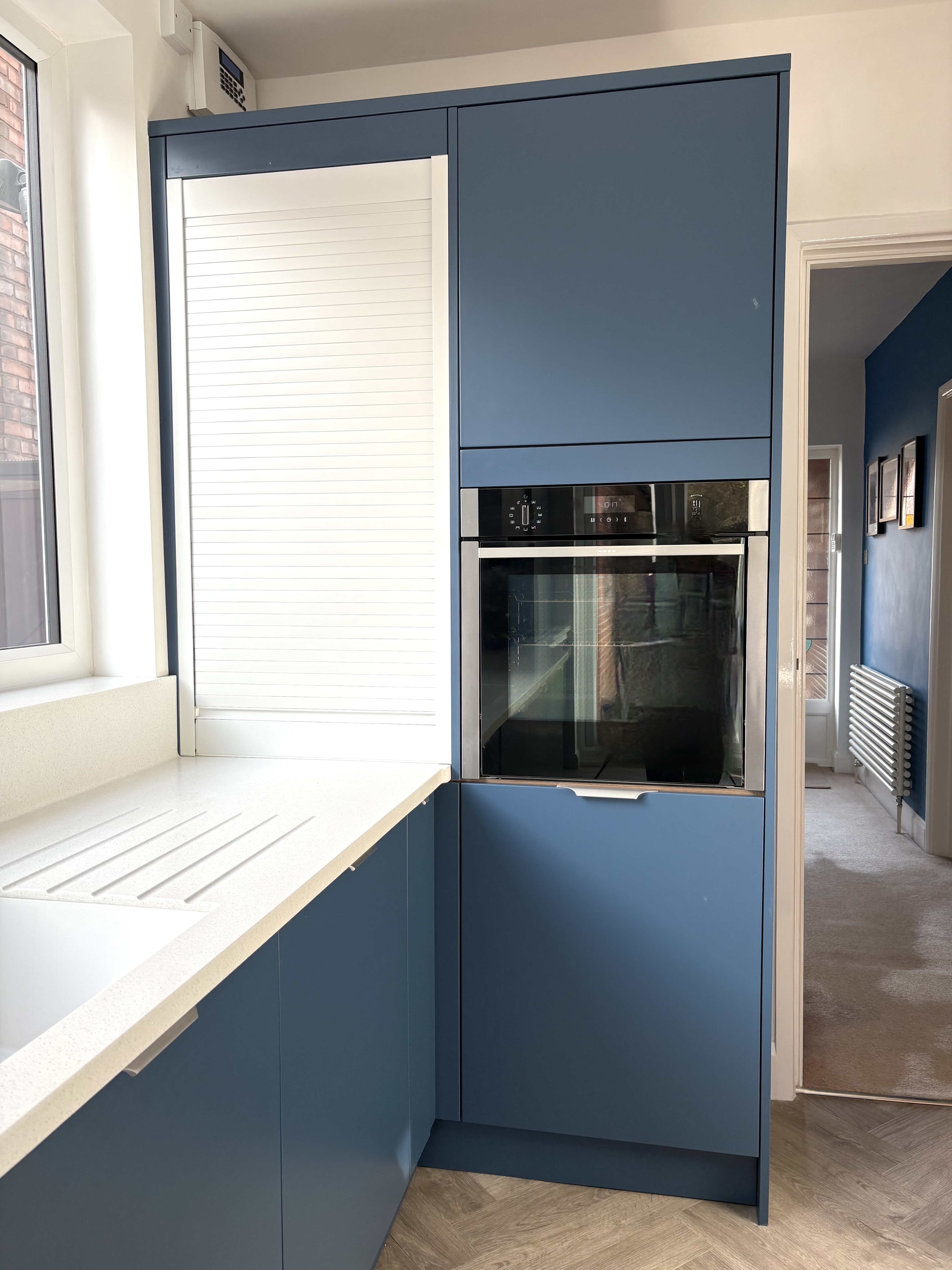 Minimalist Kitchen Stiffkey Blue